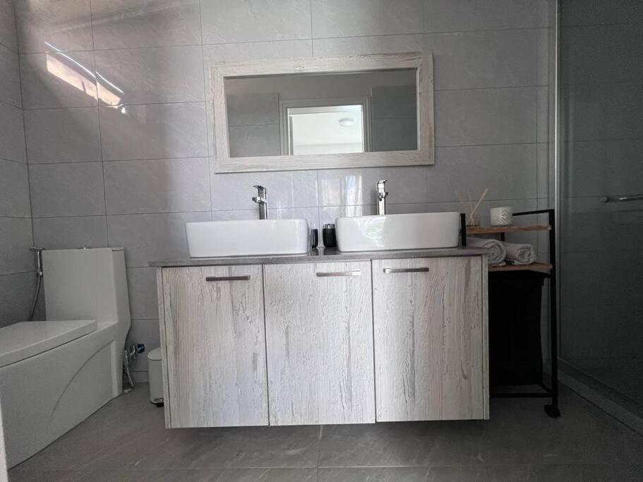Top-Floor Modern 3Bd Penthouse With Beautiful Mountain View Terrace - 5 Min Walk To Beach Flic en Flac Экстерьер фото